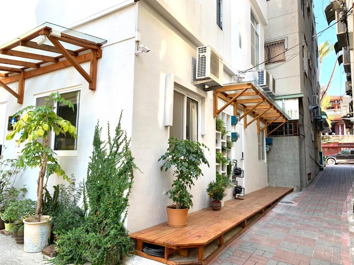 Apartament 小巷旺宅 X 旺福 Tainan Zewnętrze zdjęcie