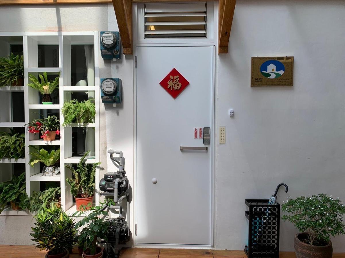 Apartament 小巷旺宅 X 旺福 Tainan Zewnętrze zdjęcie
